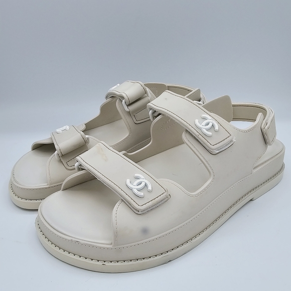 Chanel Cream Ivory Sandals size 38 - Picture 1 of 15